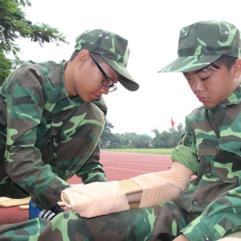 cuu-thuong-12.jpg