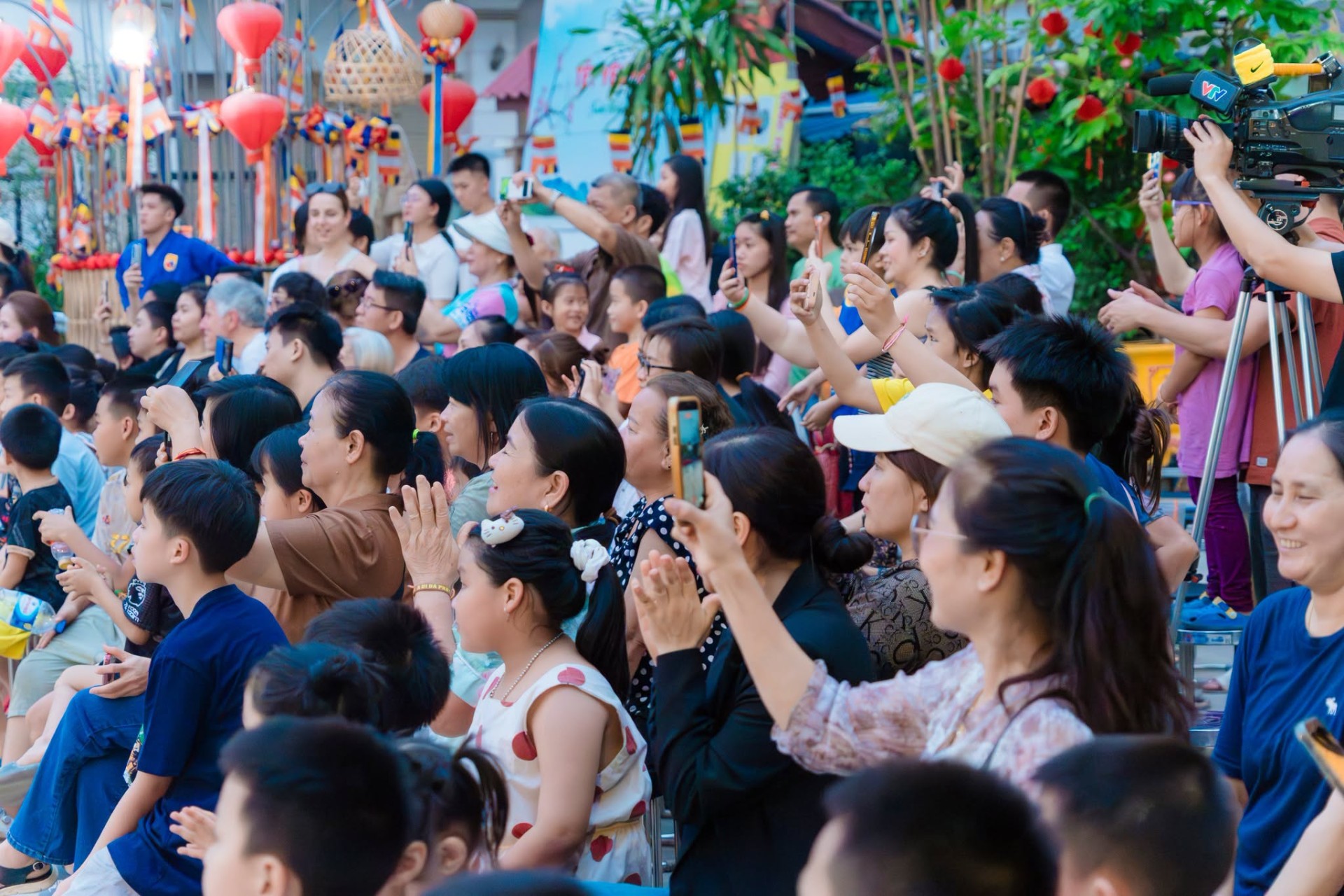 672681281 975363821598191 7513840867232717773 n